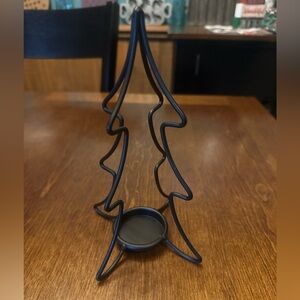Black Metal Tree-Shaped Candle Holder